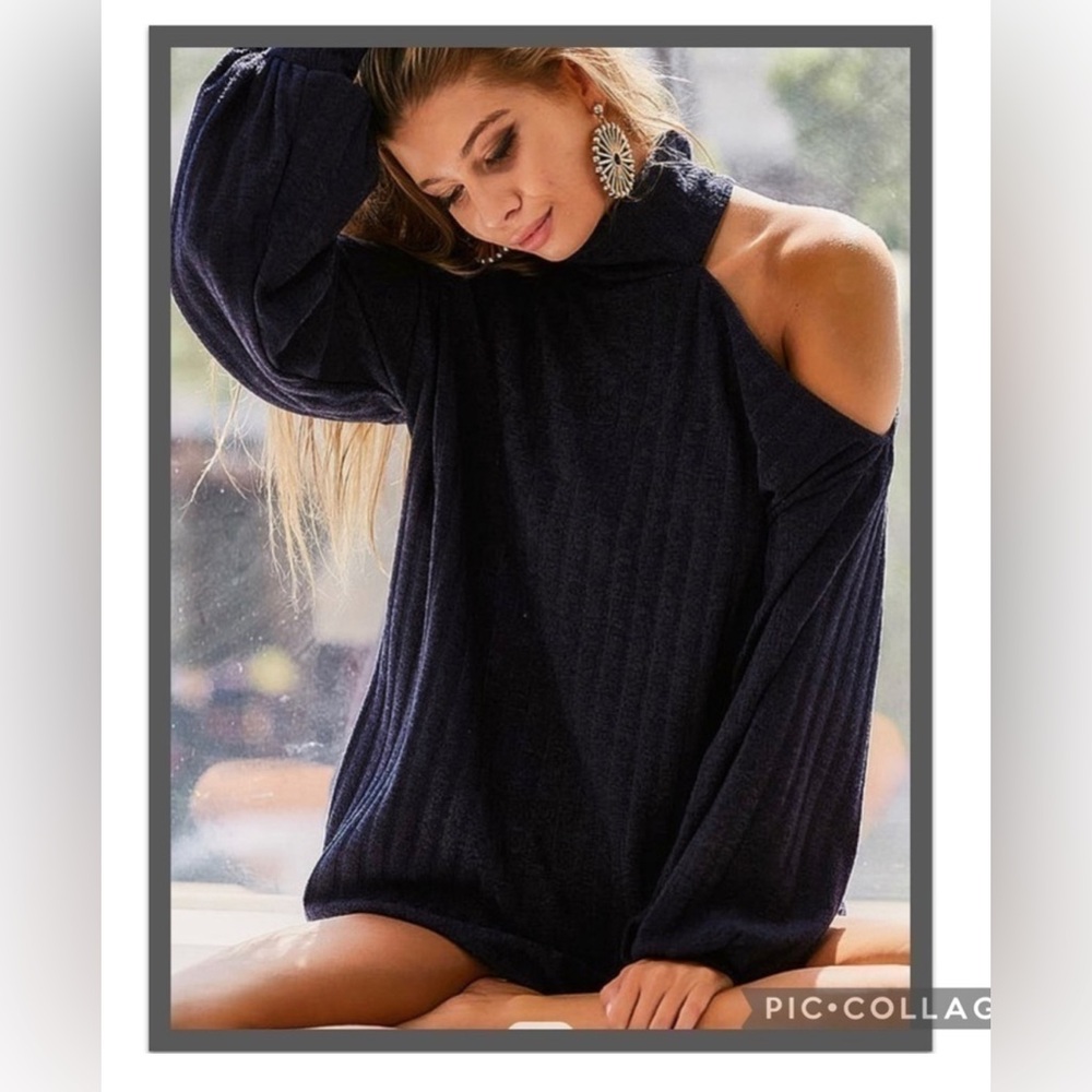 Charcoal one shoulder sweater - Picture 2 of 3